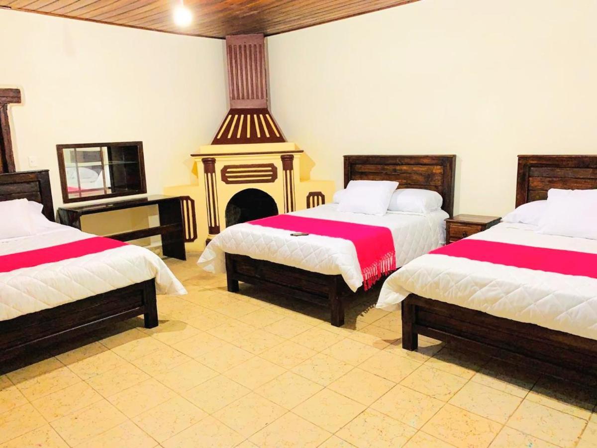 Hotel Casa D'Lina Centro San Cristóbal de Las Casas Екстериор снимка